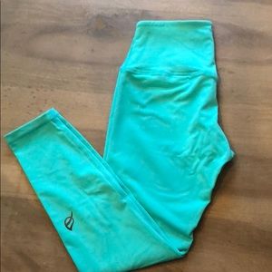 Ptula Active Alicia Back to Basics Leggings